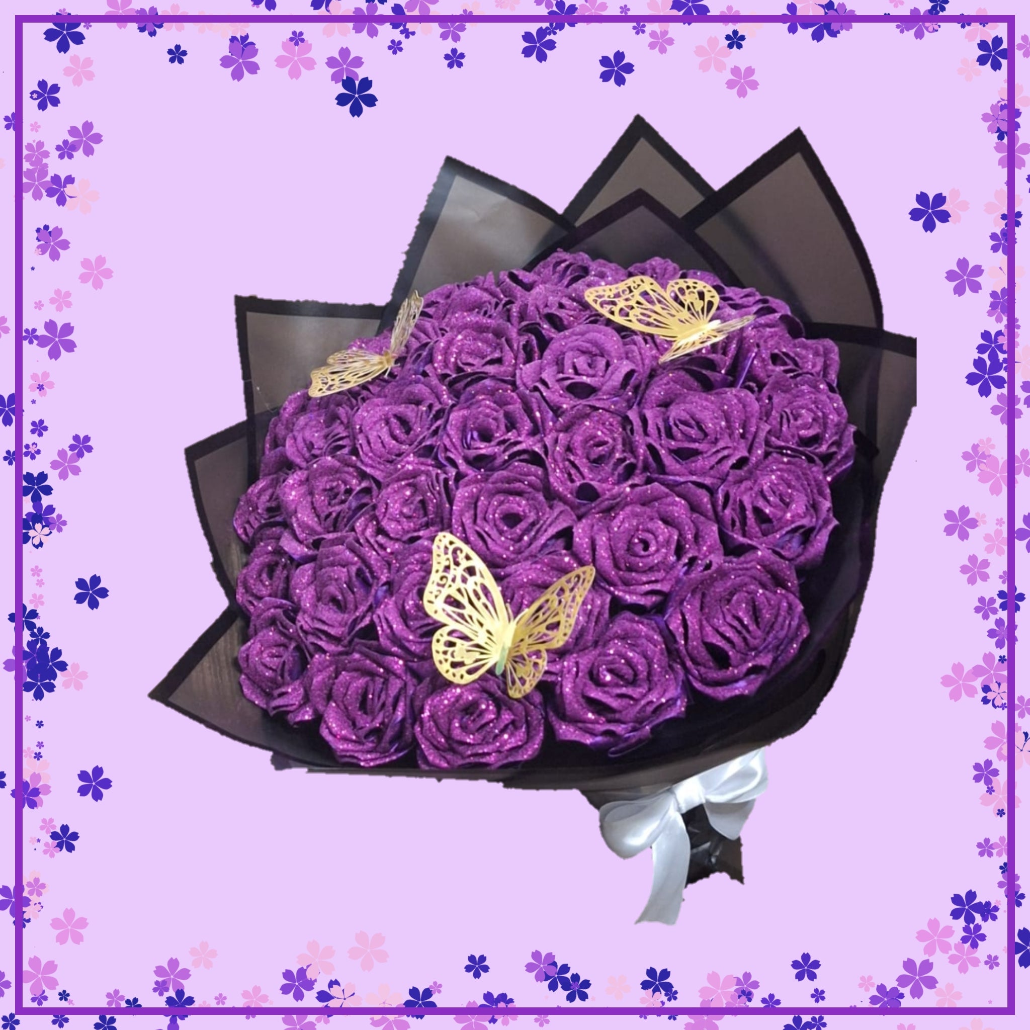 Bouquet "Brillo Eterno": 34 Rosas que Desafían la Gravedad